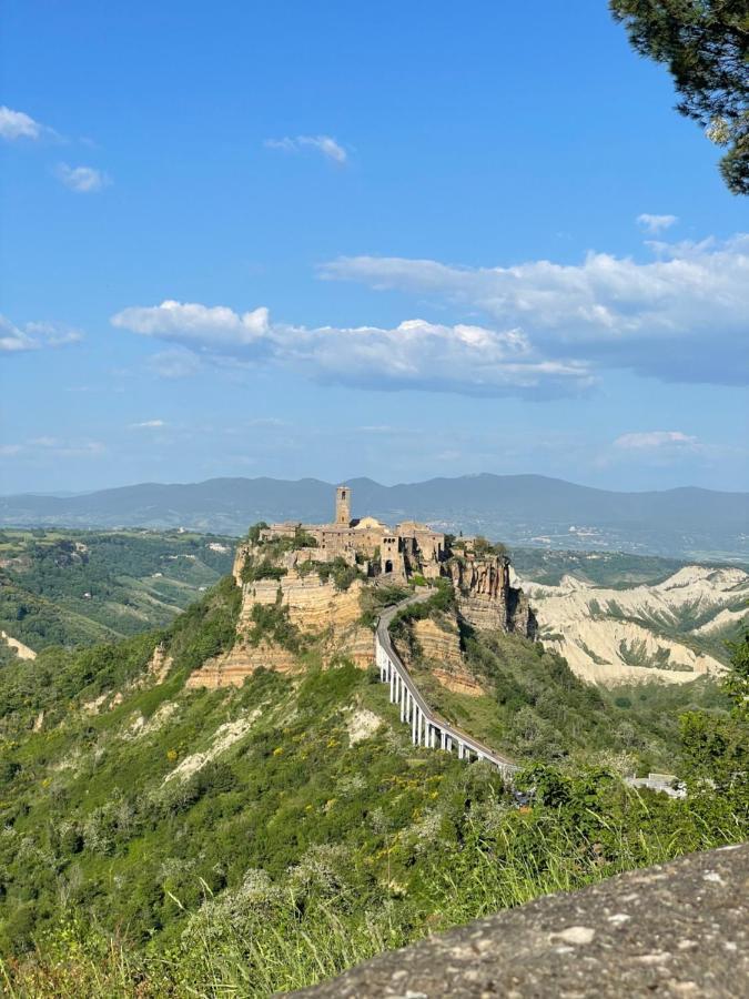 Casa Vacanze “Il Sogno” Bagnoregio Exteriör bild
